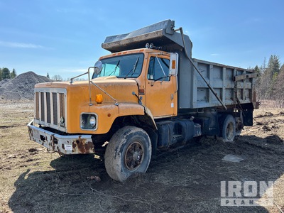 1999 International 2674 6x4 T/A Dump Truck (Inoperable)