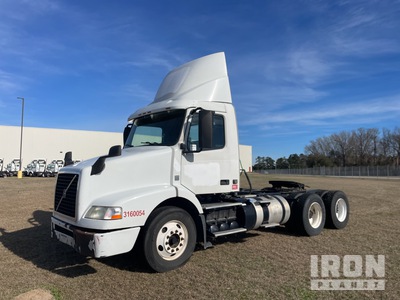 2016 Volvo VNM 6x4 T/A Day Cab Truck Tractor
