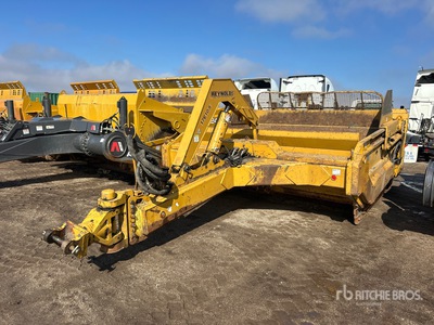2015 Reynolds 17E 4 Tire Hydraulic を見 Pull Scraper