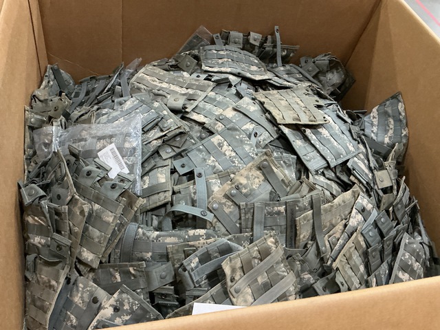 (1,450) M4 Three Mag Pouches