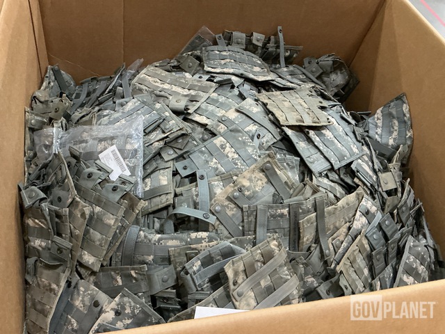 (1,450) M4 Three Mag Pouches
