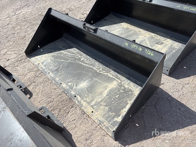 Mid-State 74 In Low Profile Godet pour chargeuse à différentiel (Unused)