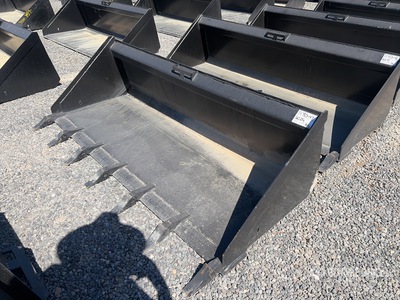 Mid-State 78 in Low Pro w/Teeth Skid Steer Bucket (Unused)