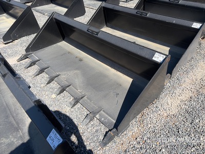 80 in Low Pro w/Teeth Skid Steer Bucket (Unused)