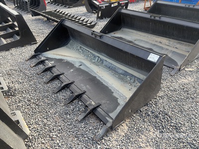 78 in Low Pro w/Teeth Benna per mini pala (Unused)