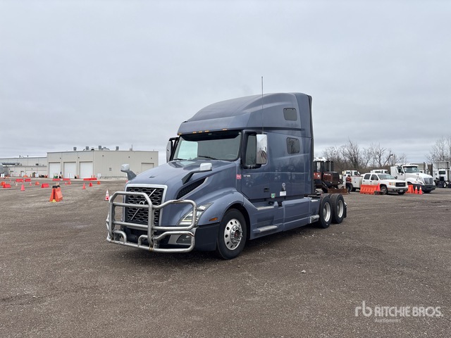 2019 Volvo VNL760 6x4 T/A Sleeper Truck Tractor