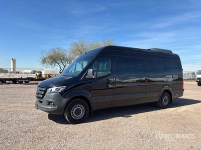 2022 Mercedes Sprinter 2500 14 Passenger Van