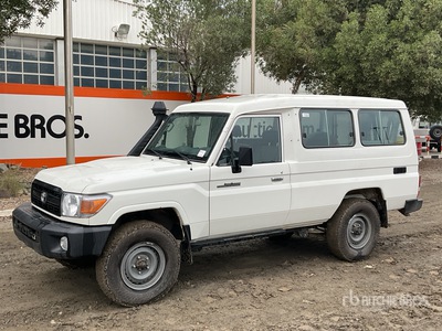 2019 Toyota Land Cruiser 78L 4x4 SUV