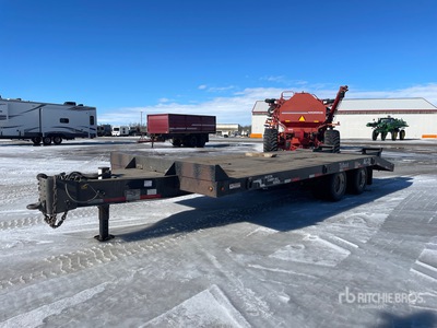 2016 Talbert AC20 24 ft T/A Equipment Trailer