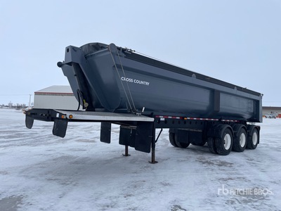 2012 Cross Country C8 36 ft Tri/A Frameless エンドダンプトレーラー