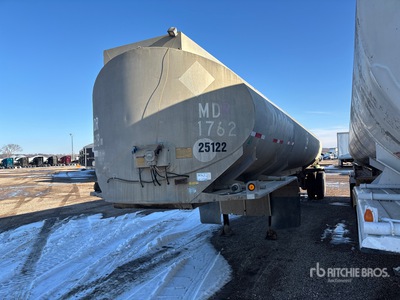 1976 Fruehauf TAG4F2 T/A Wassertank-Anhänger