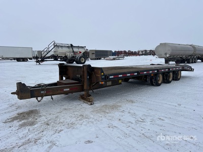 2005 BWS 30 ft Tri/A مقطورة معدات