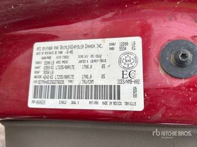 2006 Dodge Ram 3500 4x4 Crew Cab Flatbed Truck