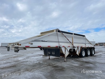 2014 Midland MG38MX3000 38 ft Tri/A Belly Dump Trailer