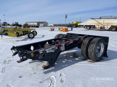 2013 Load King S/A Booster Axle