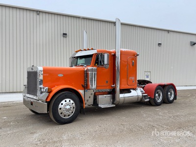 2004 Peterbilt 379 6x4 T/A Slaapcabine Trekker