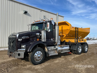 1998 Kenworth T800B 6x4 Spreader Truck