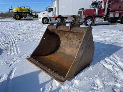 CAT 64 in Q/C Digging Excavator Bucket - Fits Hitachi 300LC Excavator