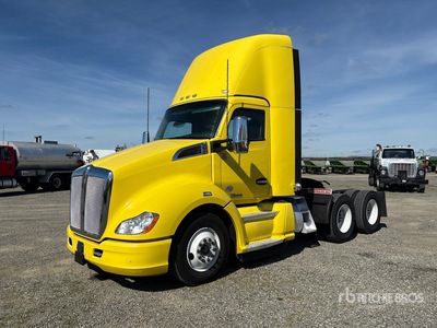 2021 Kenworth T680 6x4 T/A Day Cab Truck Tractor