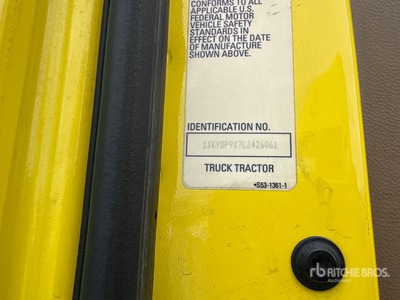 2020 Kenworth T680 6x4 T/A Day Cab Truck Tractor