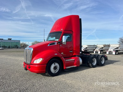 2019 Kenworth T680 6x4 T/A Day Cab Truck Tractor