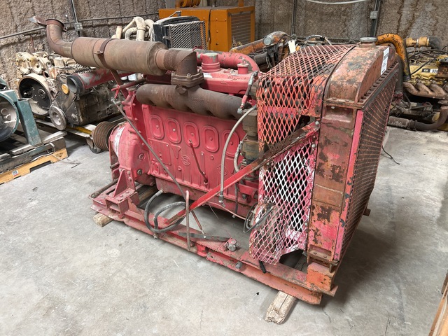Detroit Diesel 6-71 Engine