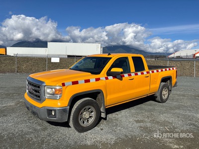 2014 GMC Sierra 1500 4x4 Extended Cab Pickup
