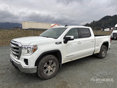2021 GMC Sierra 1500 SLE 4x4 Crew Cab بيك اب