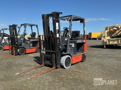 Toyota 8FBCU20 Electric Forklift