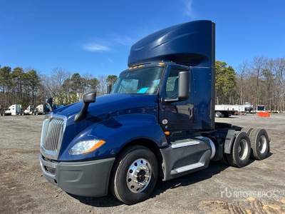 2021 International LT625 6x4 T/A Dagcabine Trekker