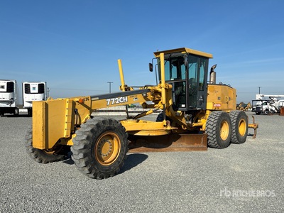 2004 John Deere 772CH AWD Motor Grader