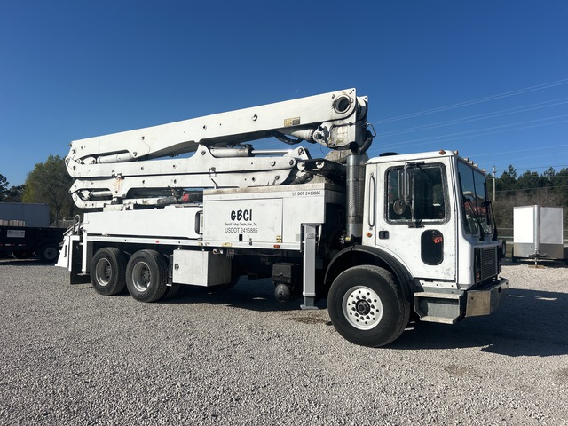 36M Z-Boom on 2006 Mack MR688S 6x4 Concrete Pump Truck