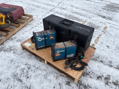 Quantity of (2) Miller Electric 150 A Stick Schweißgerät