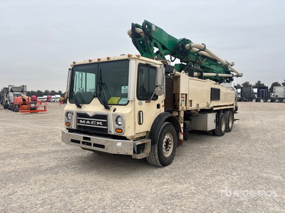 34 m on 2014 Mack 6x4 Essex Concrete Pump Truck