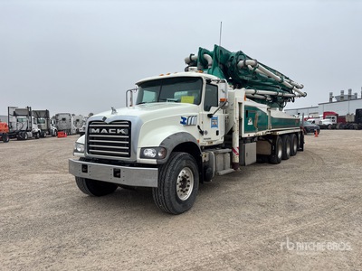 2013 Mack 8x6 Vista Ridge を見 Concrete Pump Truck