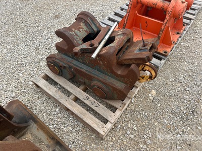 Excavator Quick Coupler - Fits Komatsu PC490