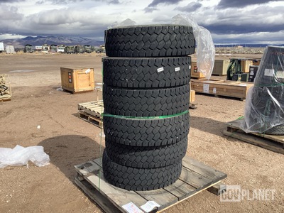 (6) Toyo 285/70R19.5 Tires