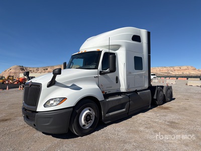 2022 International LT625 6x4 T/A Sleeper Truck Tractor