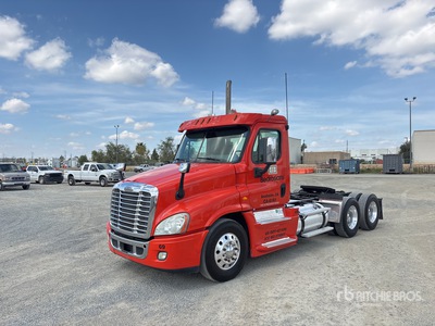 2013 Freightliner Cascadia 125 6x4 Tracteur routier