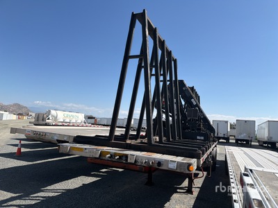 HIAB 166 B-2HIDUO Knuckle Boom Mounted on 2007 Utility 32 ft T/A Flatbed Trailer