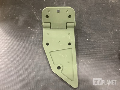 (32) Oshkosh 18KP911 Vehicular Door Hinges