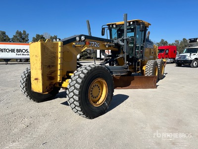 2014 John Deere 772G AWD Motor Grader
