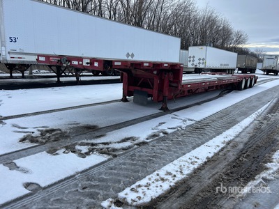 2010 Manac 53 ft Tri/A Extendable Single Drop Step Deck Trailer