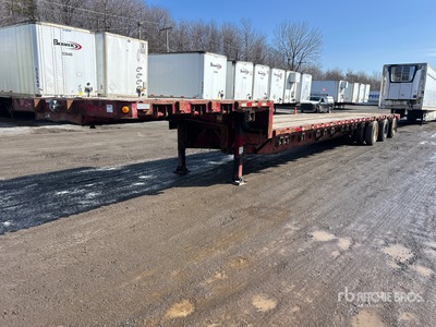 2013 Manac 13353A000 53 ft Tri/A Step Deck Trailer