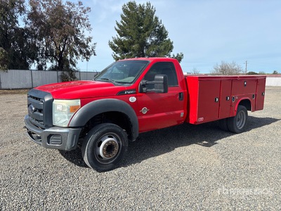 2016 Ford F-450 XL 4x2 Utility Truck