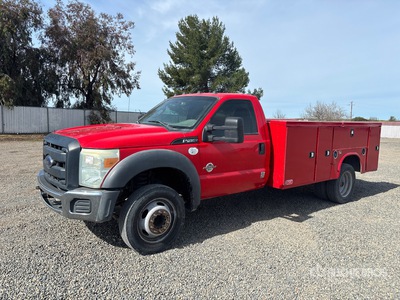2016 Ford F-450 XL 4x2 Utility Truck