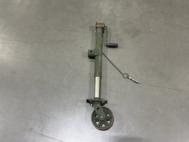 (23) Silver Eagle 12479188 Retractable Trailer Supports