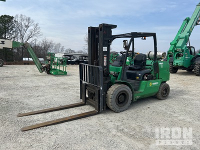2015 Mitsubishi FG50NGLE 9650 lb 4x2 Rough Terrain Forklift