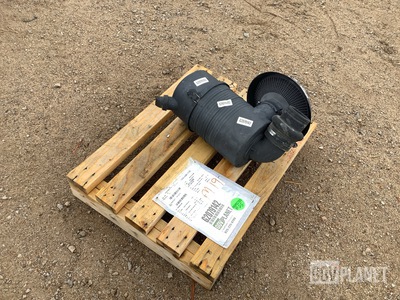 Donaldson G080585 Intake Air Cleaner Filter Body