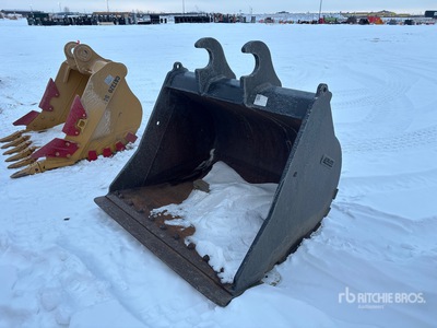SMS 60 in Q/C Cleanup Excavator Bucket